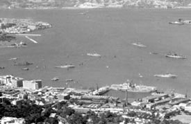 Photo of Hong Kong Harbor from a top Victoria Peak, 1957 (Source: Phil Eng) Photo of Hong Kong Harbor from a top Victoria Peak, 1957